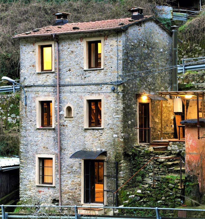 מאסה Incantevole Casa Sul Fiume, Relax E Natura Ai Piedi Della Alpi Apuane מראה חיצוני תמונה