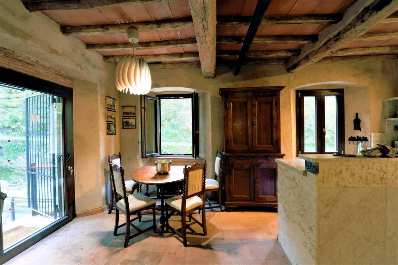 מאסה Incantevole Casa Sul Fiume, Relax E Natura Ai Piedi Della Alpi Apuane מראה חיצוני תמונה